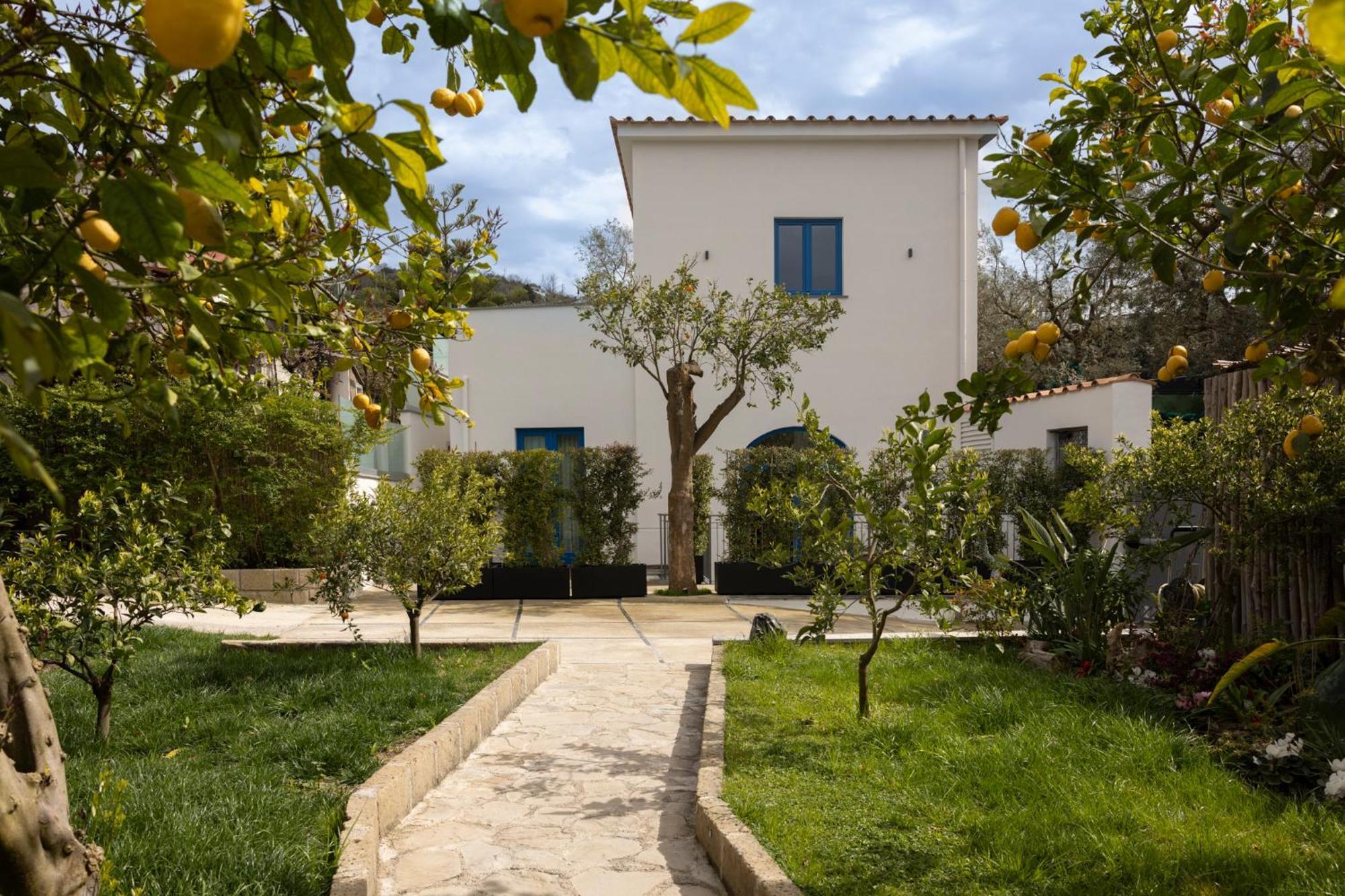 Relais Palazzo Del Barone (Adults Only) Hotel Sorrento Exterior photo